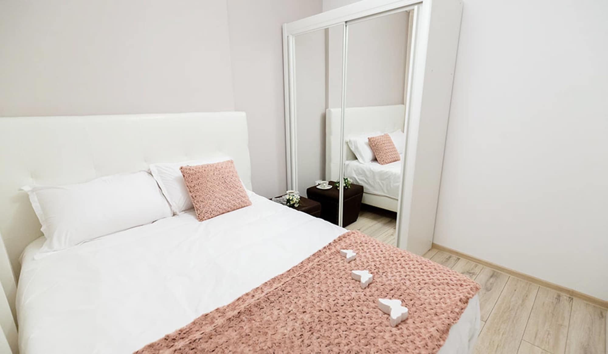 Metropolitan Iassium Luxury Suites Iasi Ngoại thất bức ảnh